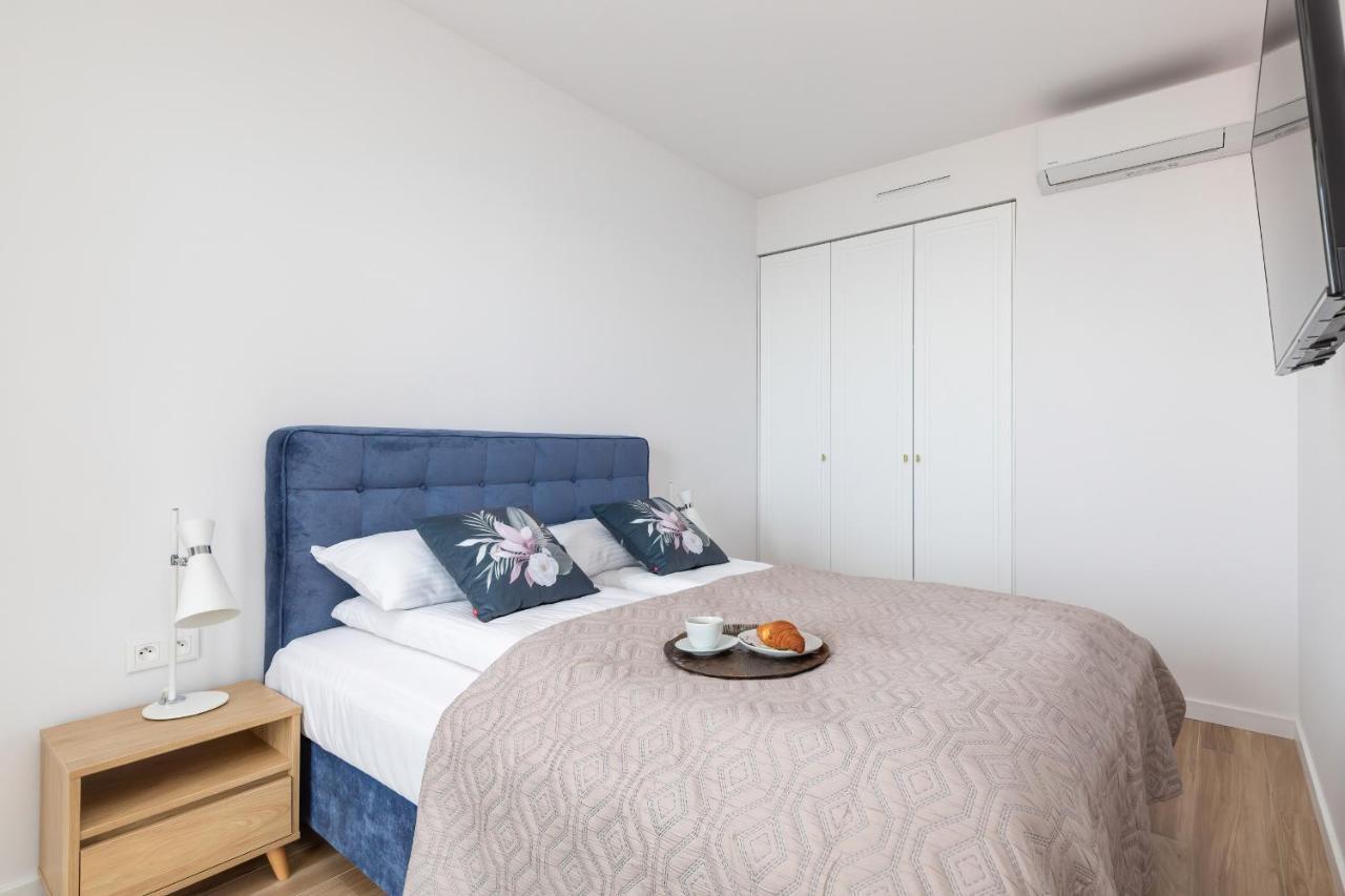 Bulwar Zachodzacego Slonca With Sea View Darlowo By Renters