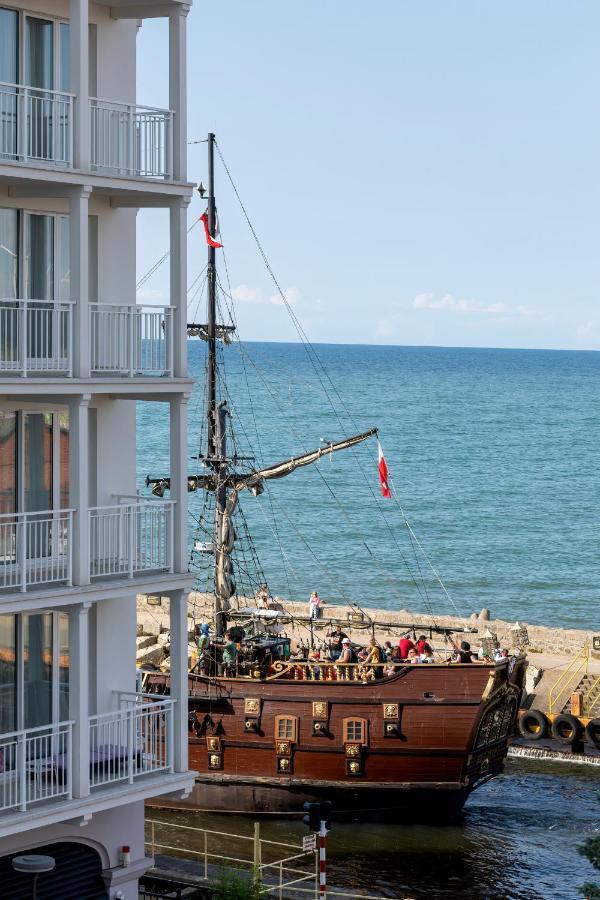 Bulwar Zachodzacego Slonca With Sea View Darlowo By Renters Apartment