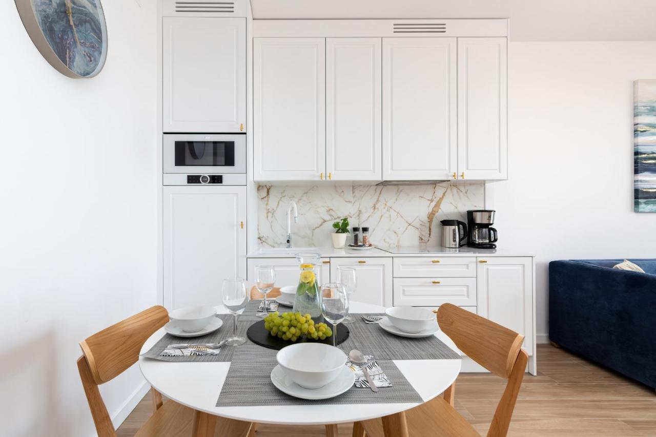 Apartment Bulwar Zachodzacego Slonca With Sea View Darlowo By Renters Darlowko
