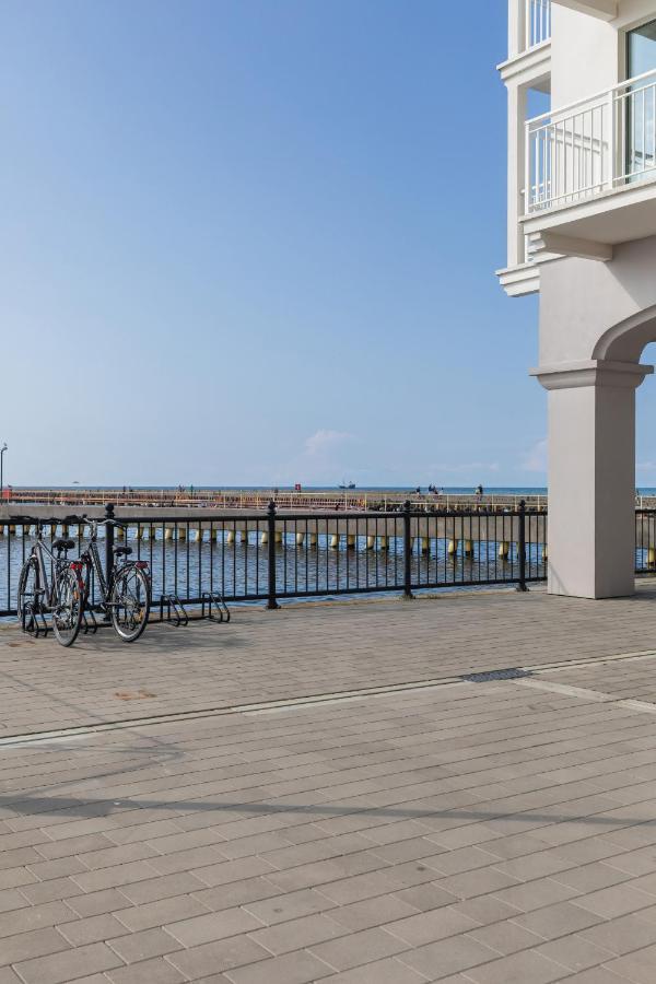 Bulwar Zachodzacego Slonca With Sea View Darlowo By Renters *