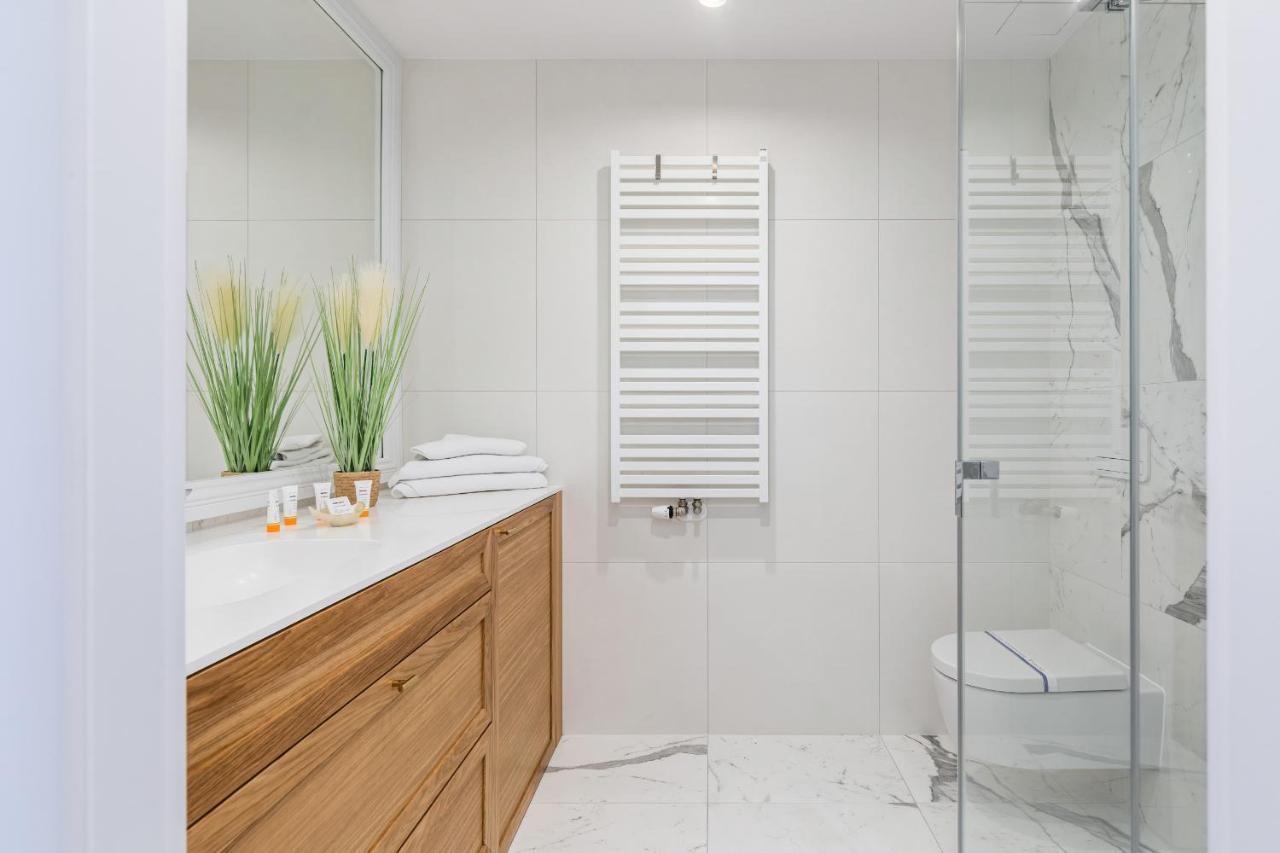 Bulwar Zachodzacego Slonca With Sea View Darlowo By Renters Apartment