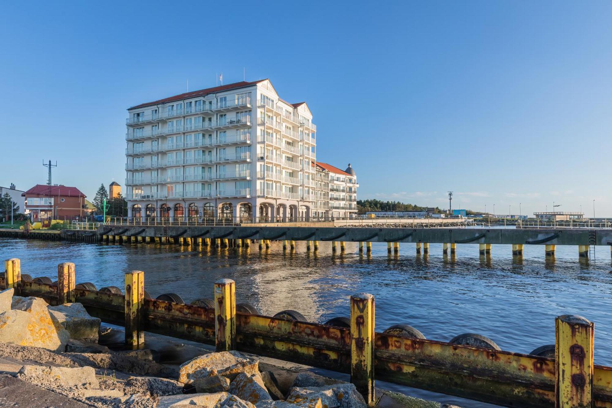 Bulwar Zachodzacego Slonca With Sea View Darlowo By Renters Apartmán *