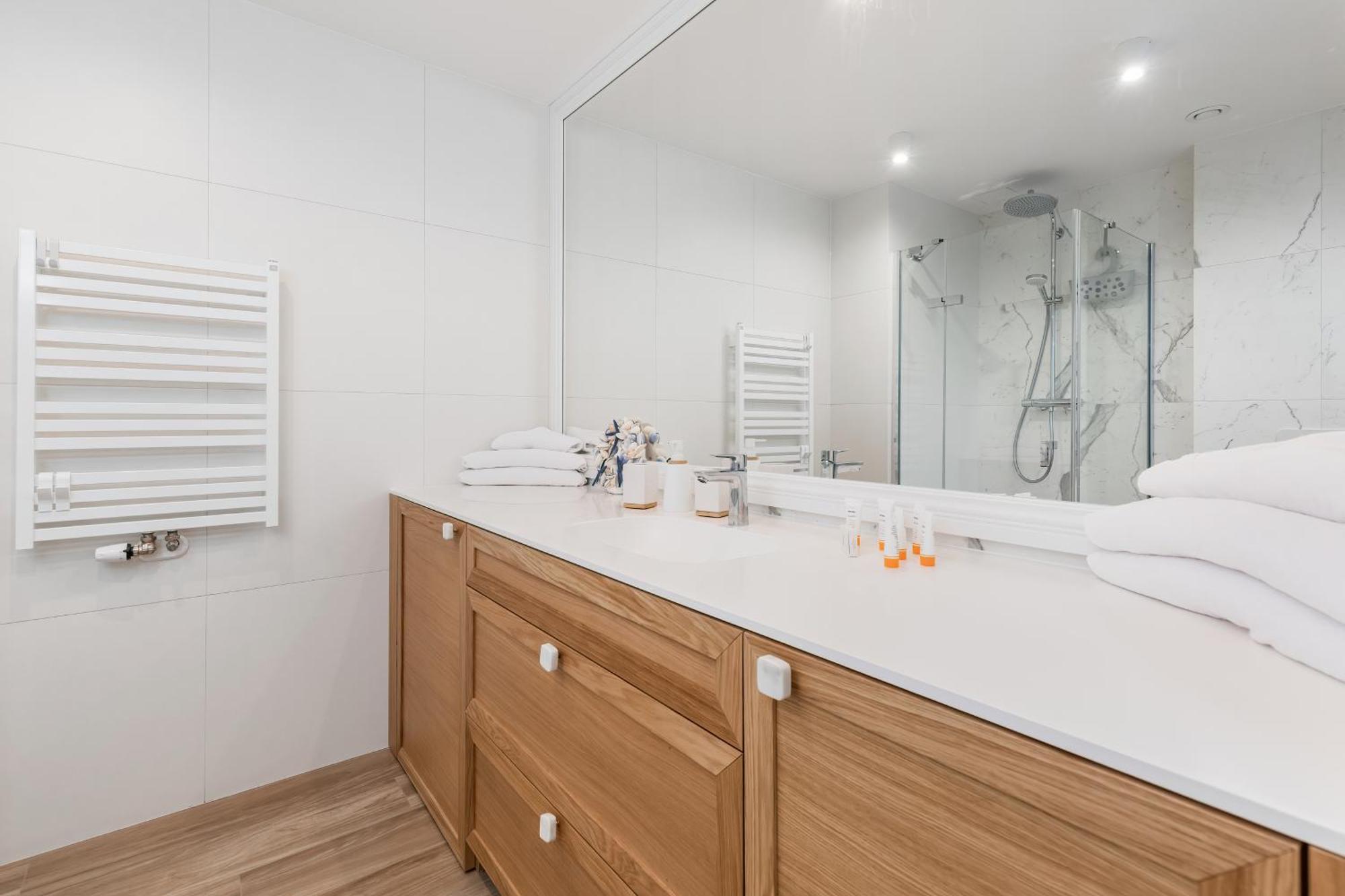 Bulwar Zachodzacego Slonca With Sea View Darlowo By Renters Apartment