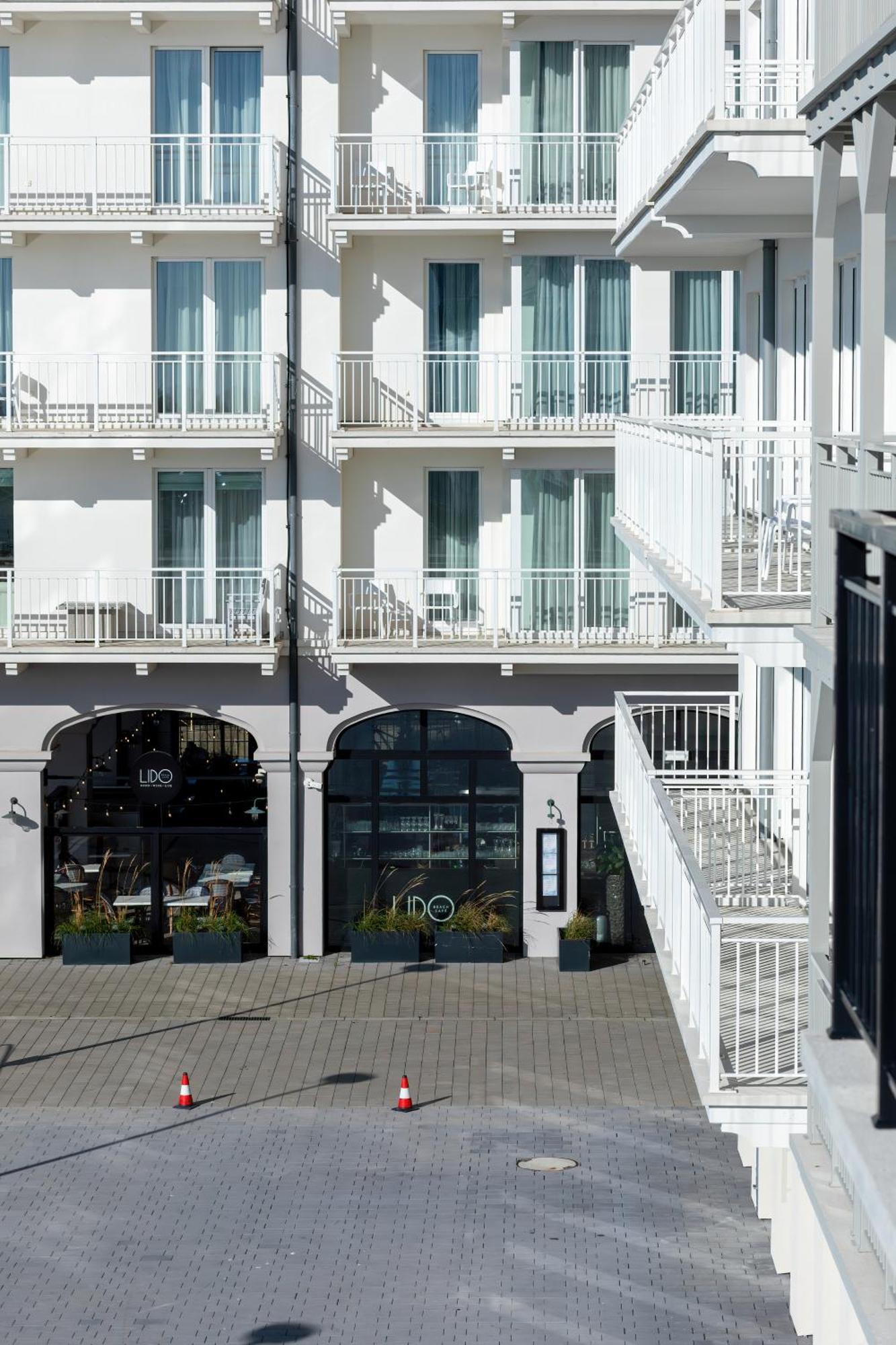 Bulwar Zachodzacego Slonca With Sea View Darlowo By Renters Apartment Darlowko