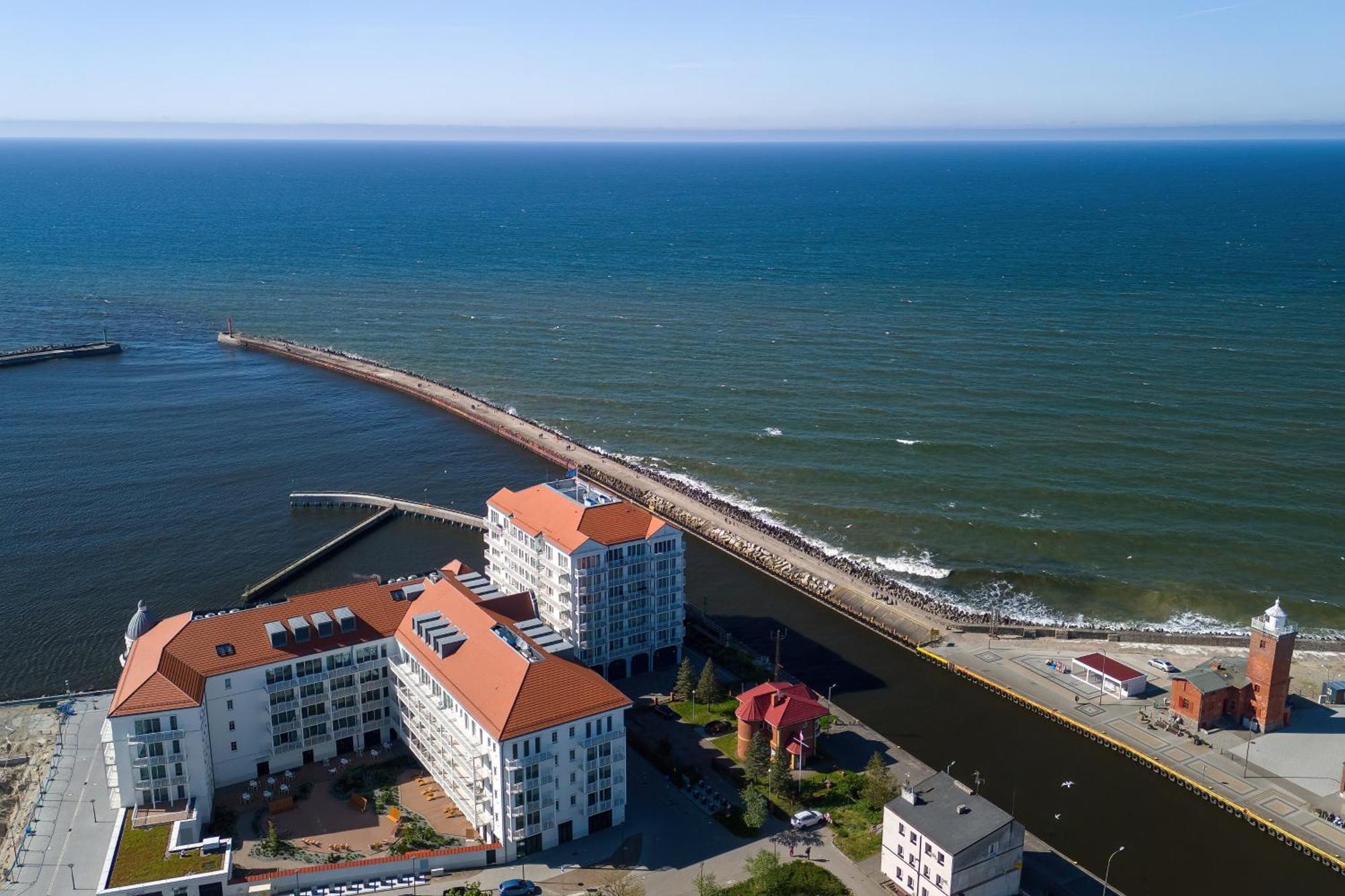Apartment Bulwar Zachodzacego Slonca With Sea View Darlowo By Renters